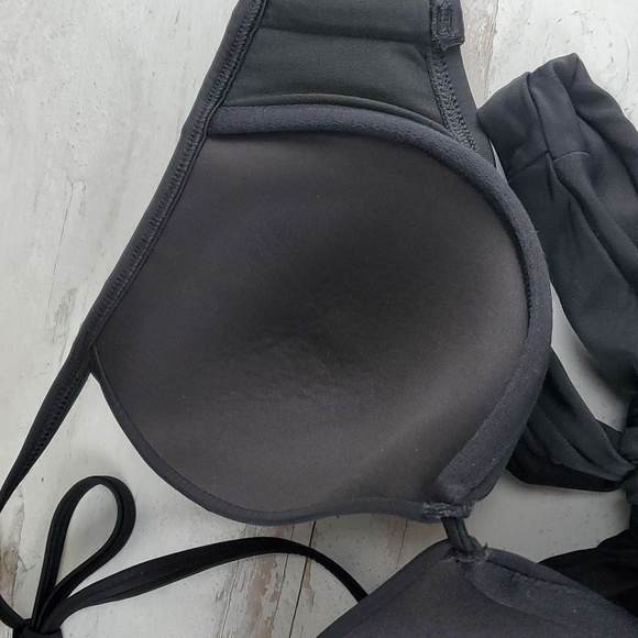 Victoria's Secret | The Wrap Halter Black Bikini Swim Top - Picture 6 of 10